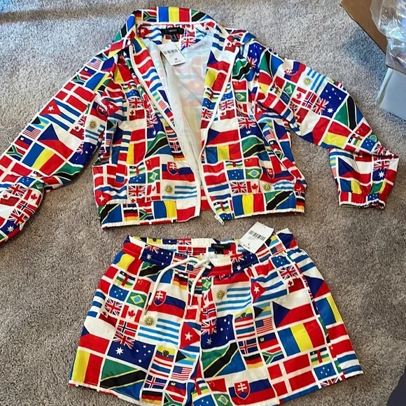 Colorful Flag Print Women's Jacket and Shorts Set - Picture 1 of 3